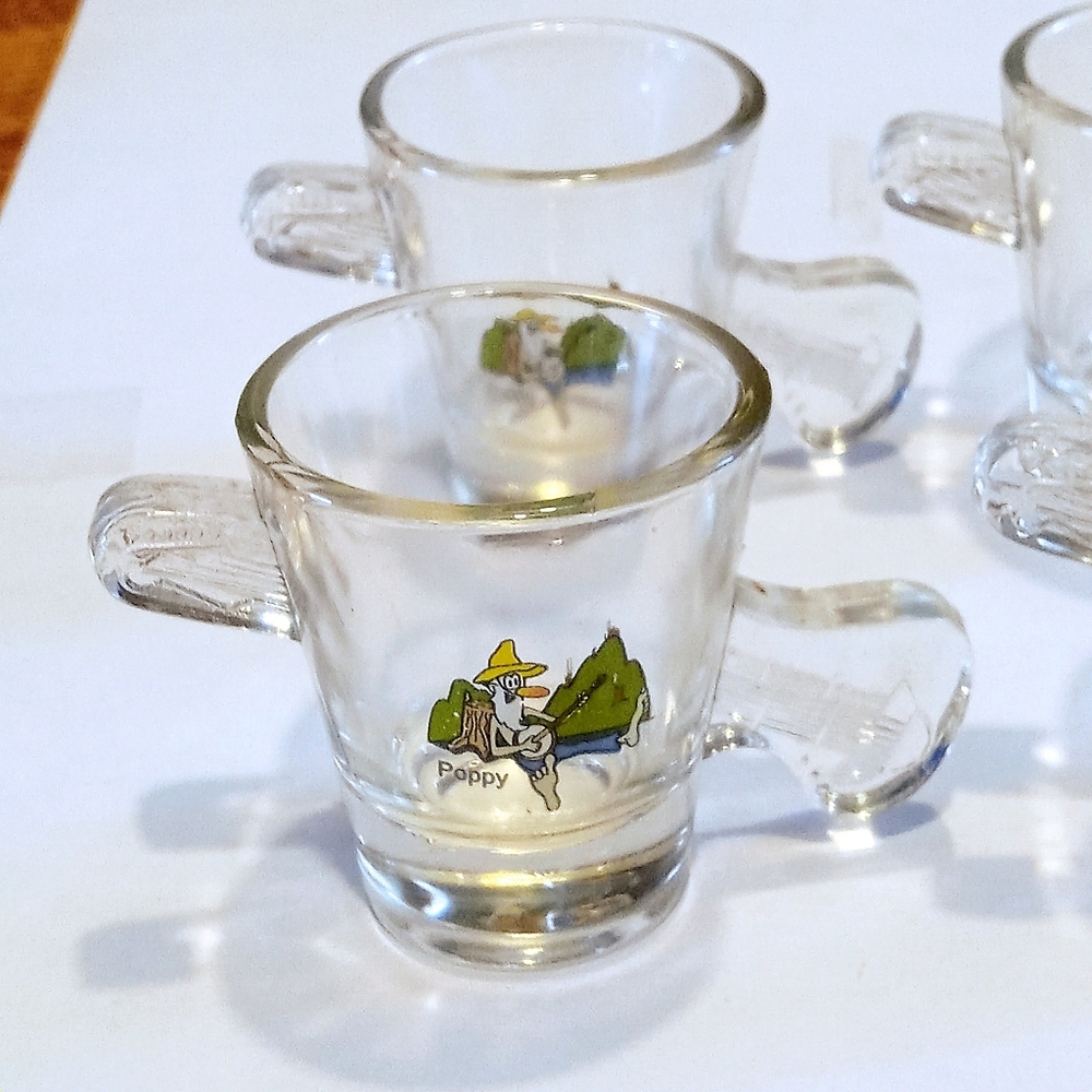 Set Of 4 Shot Glasses With Banjo Handles Unique.